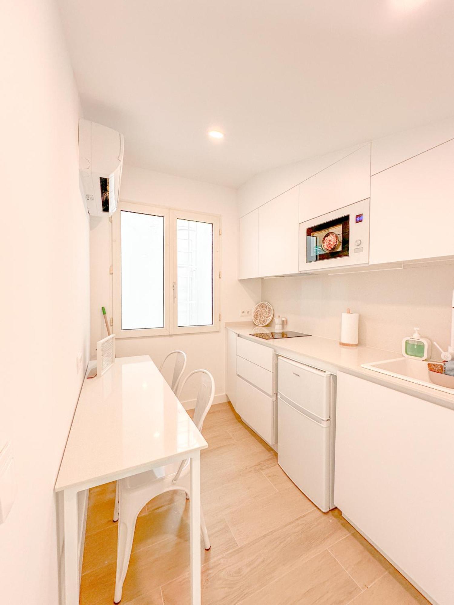 Apartamento Andres Tamayo Av America مدريد المظهر الخارجي الصورة